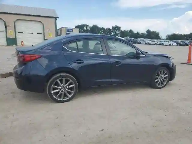 3MZBN1V38JM213132 2018 MAZDA 3-2