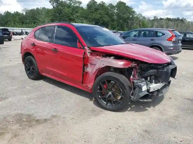 ZASPAKBN1M7D19623 2021 ALFA ROMEO STELVIO-3