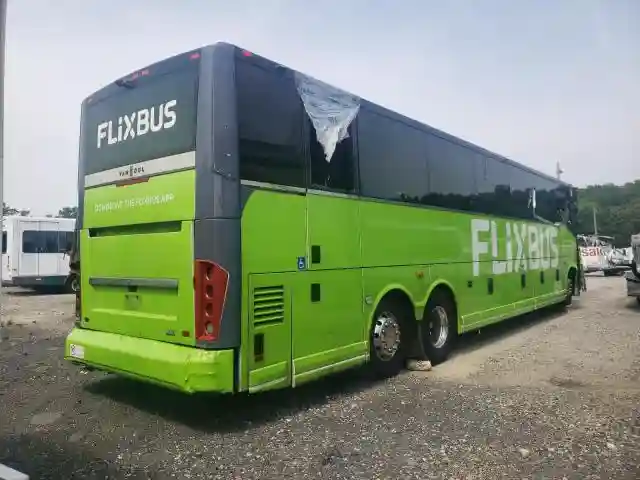 YE2XC81B0M3081662 2021 VAN HOOL ALL MODELS-3