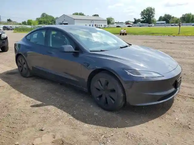 5YJ3E1EA0RF769473 2024 TESLA MODEL 3-3