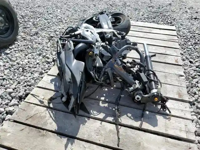 JYARM38E5RA009129 2024 YAMAHA YZFR7-1