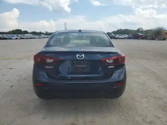 3MZBN1V38JM213132 2018 MAZDA 3-5