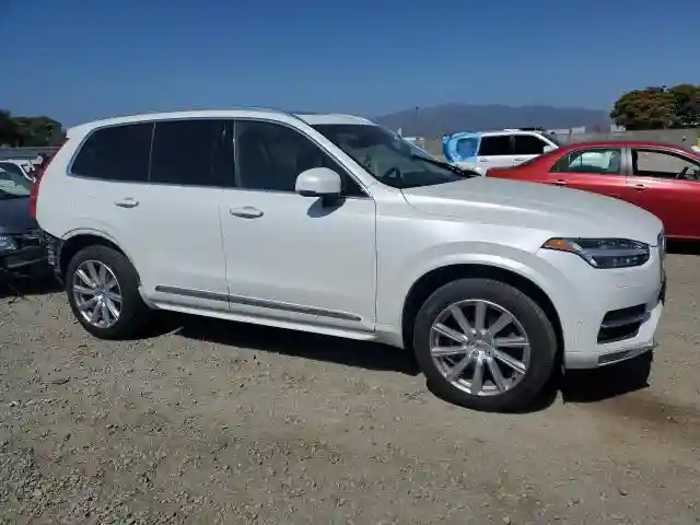 YV4A22PL0H1152650 2017 VOLVO XC90-3