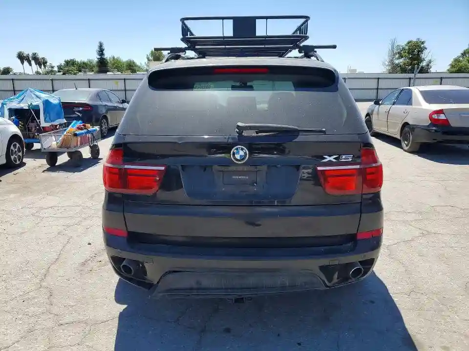 5UXZV4C55BL403897 2011 BMW X5-5