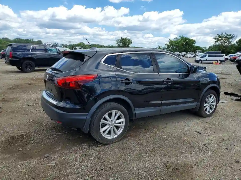 JN1BJ1CP6HW018020 2017 NISSAN ROGUE-2