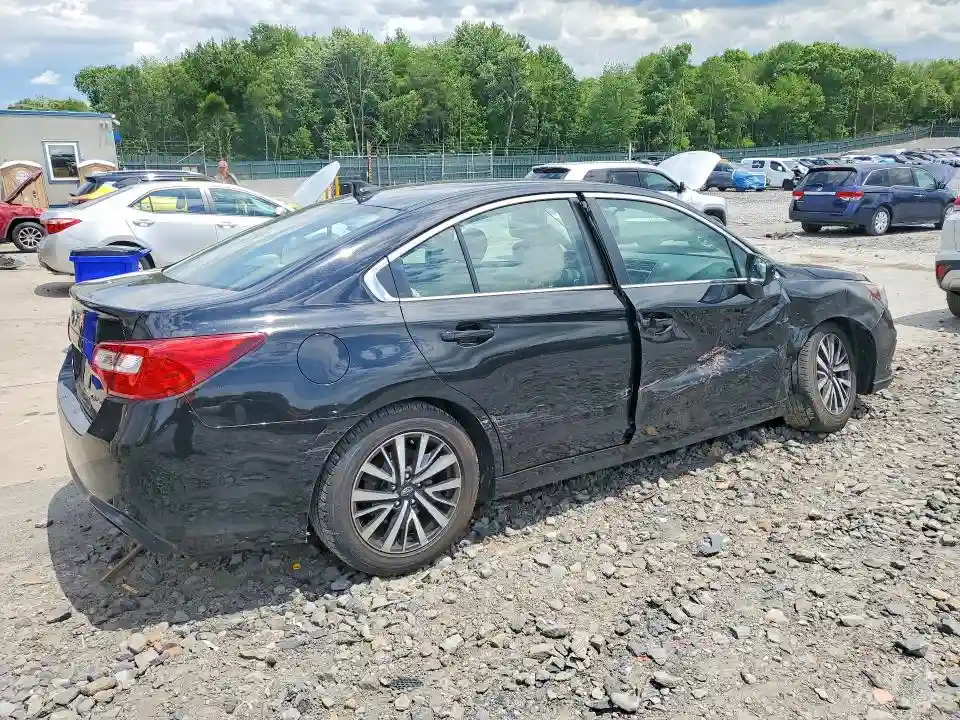 4S3BNAC68J3032890 2018 SUBARU LEGACY-2