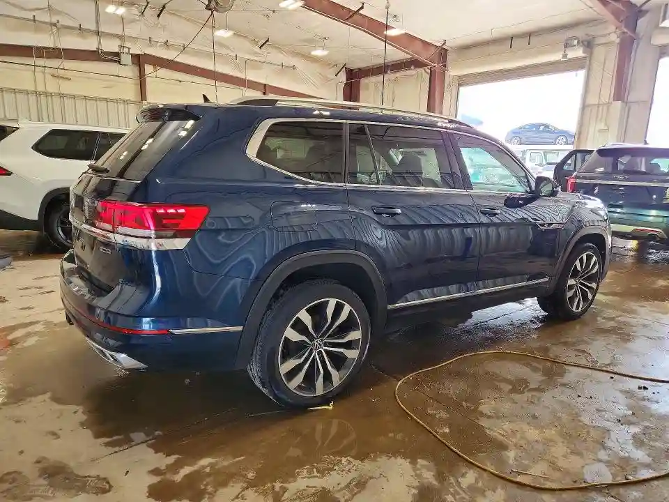 1V2FR2CAXMC579002 2021 VOLKSWAGEN ATLAS-2