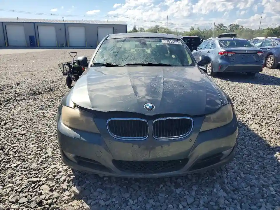 WBAPK5C50AA647679 2010 BMW 3 SERIES-4