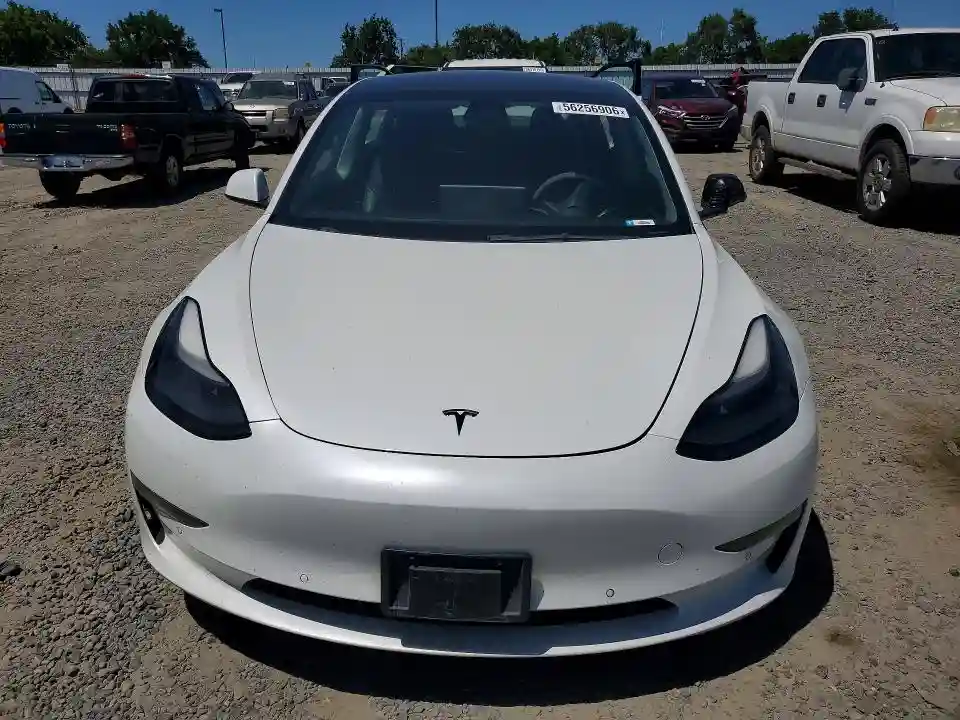 5YJ3E1EA2NF201543 2022 TESLA MODEL 3-4