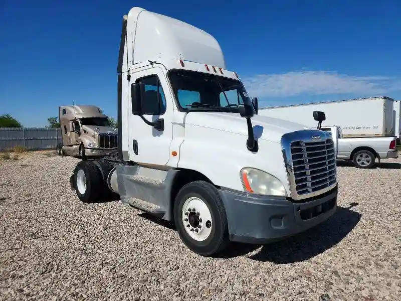 1FUBGEDV4GLHC5754 2016 FREIGHTLINER ALL OTHER-0