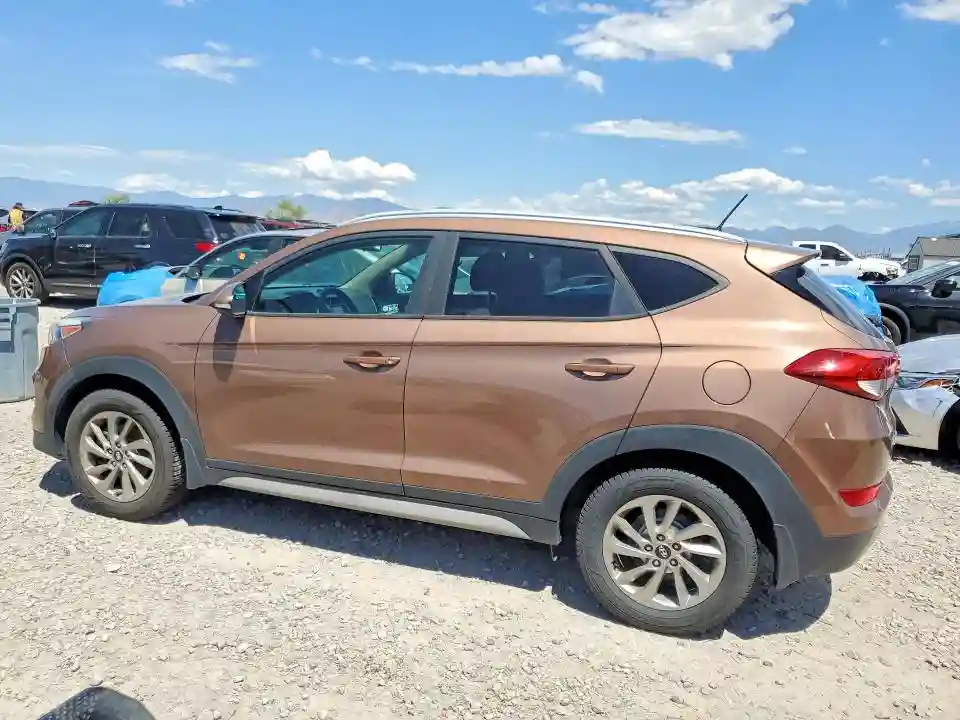 KM8J3CA22HU421604 2017 HYUNDAI TUCSON-1