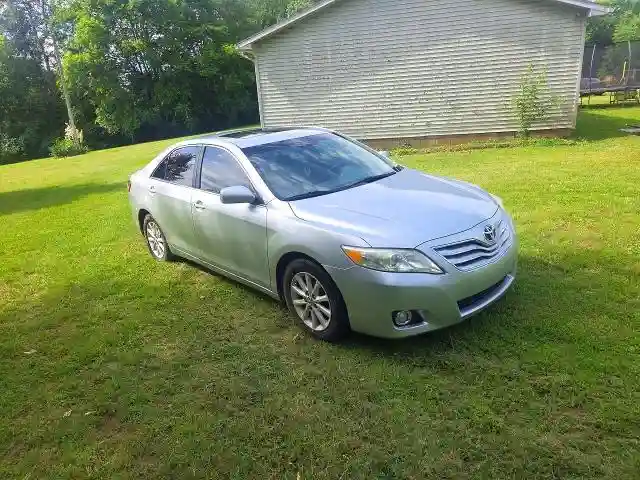 4T4BF3EKXAR029889 2010 TOYOTA CAMRY-0