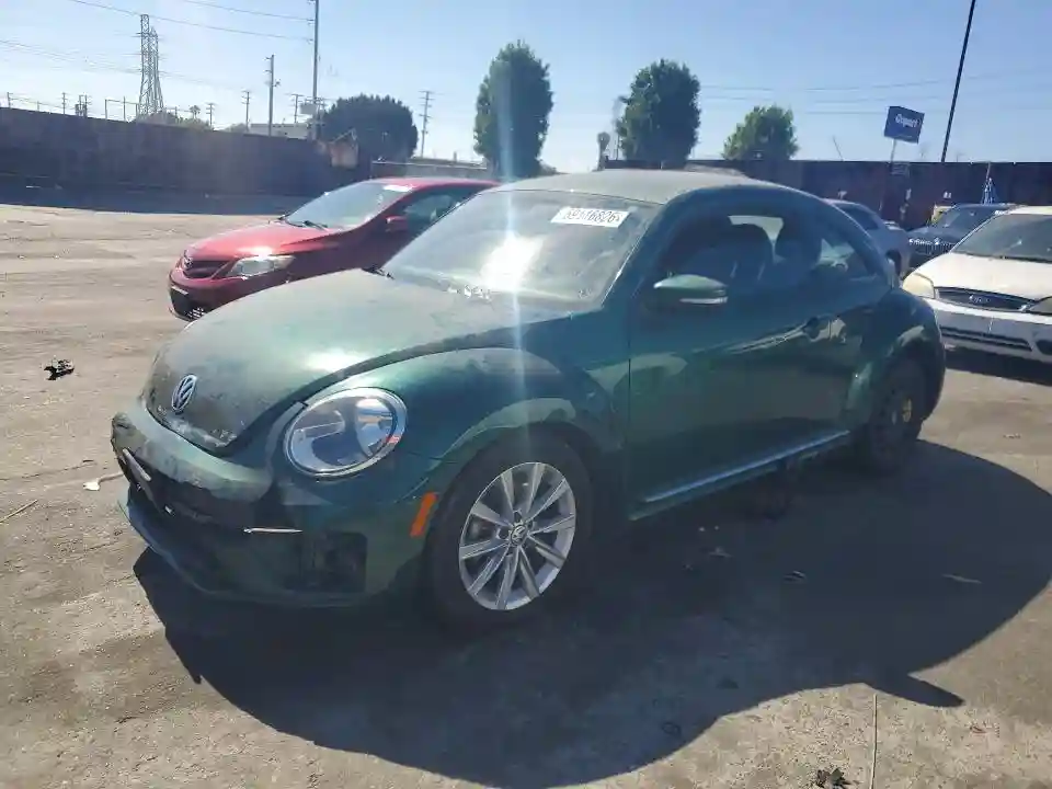 3VWFD7ATXJM714746 2018 VOLKSWAGEN BEETLE-0