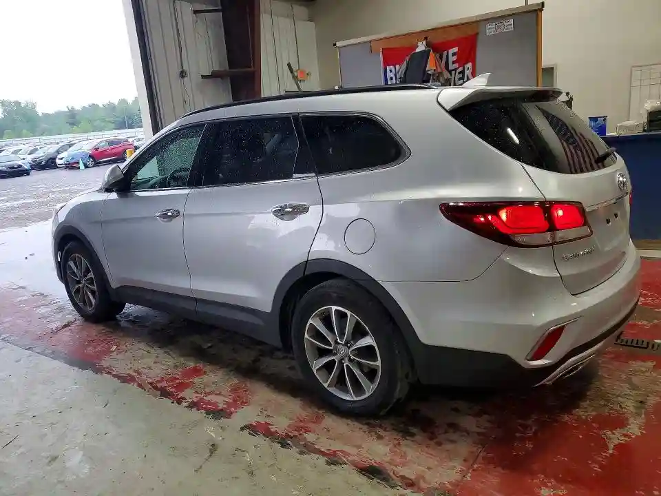 KM8SMDHFXJU272283 2018 HYUNDAI SANTA FE-1