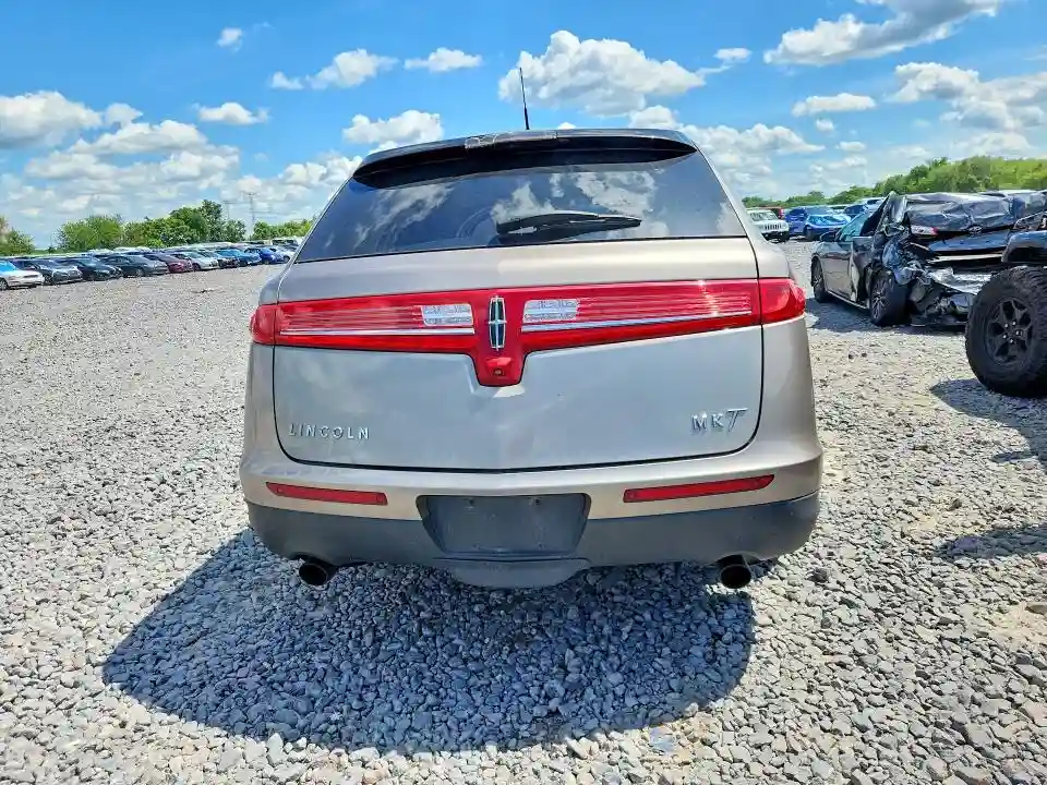 2LMHJ5AT5KBL00995 2019 LINCOLN MKT-5