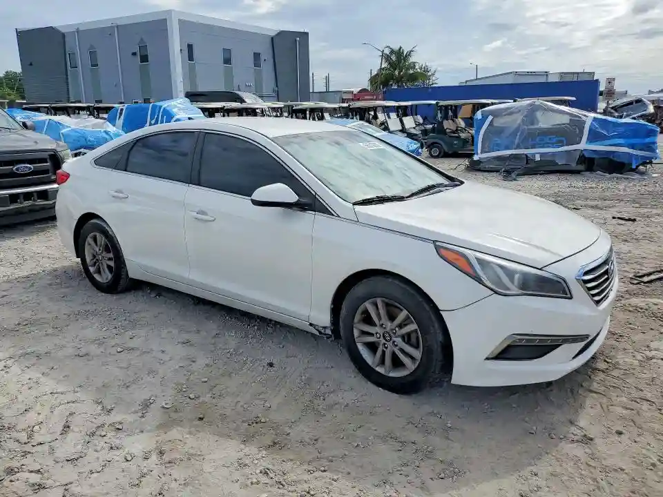 5NPE24AF2FH005514 2015 HYUNDAI SONATA-3