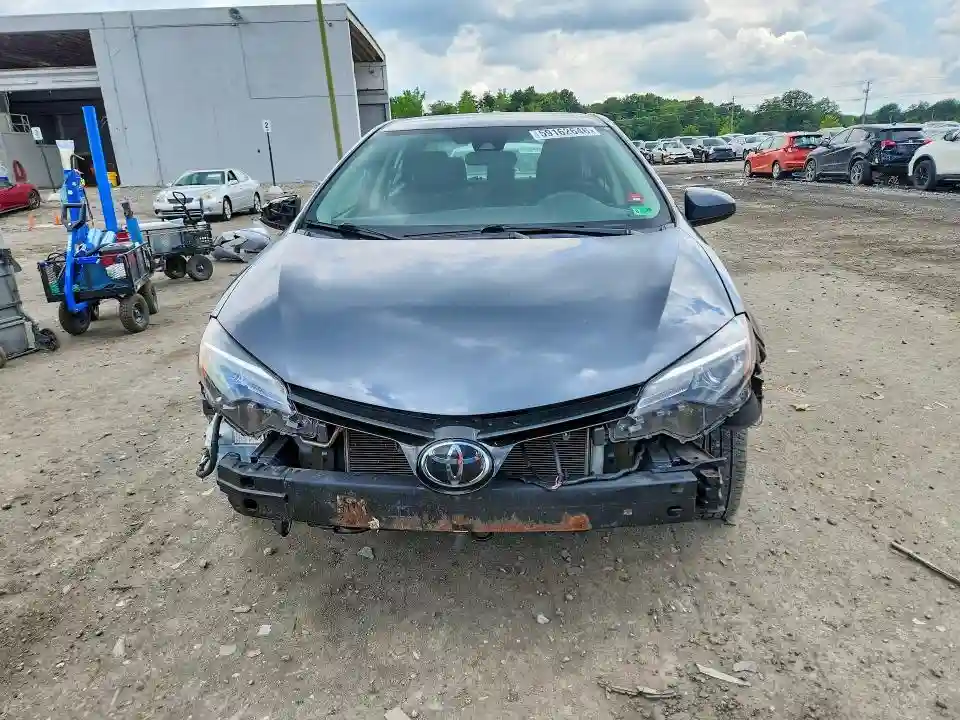 2T1BURHE8JC982109 2018 TOYOTA COROLLA-4