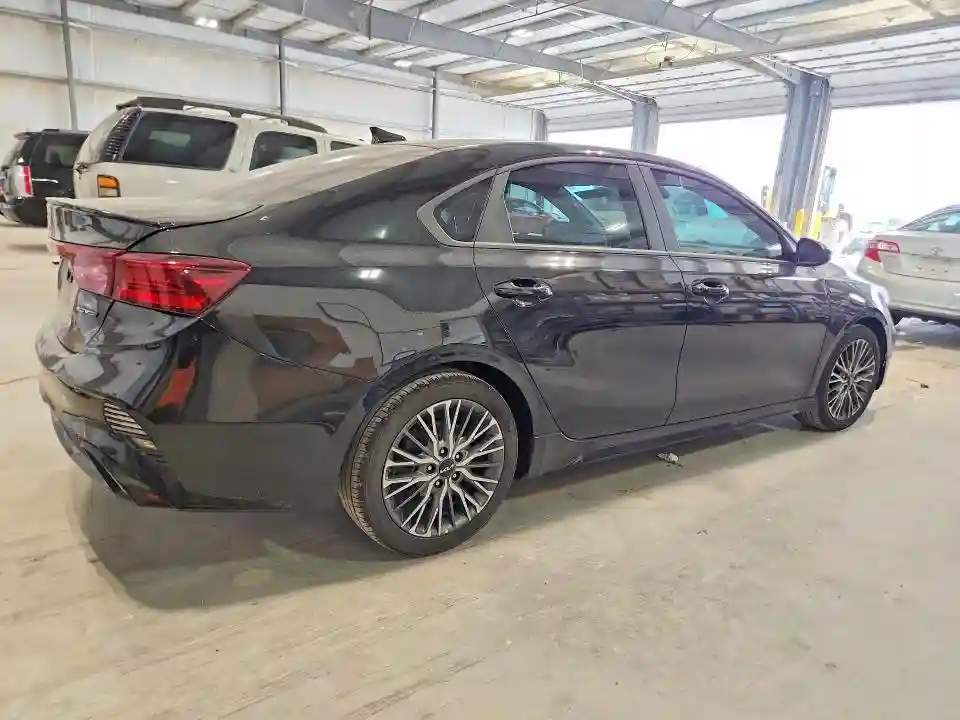 3KPF54AD5NE440525 2022 KIA FORTE-2