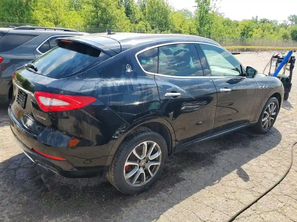 ZN661XUL2HX229561 2017 MASERATI ALL MODELS-2