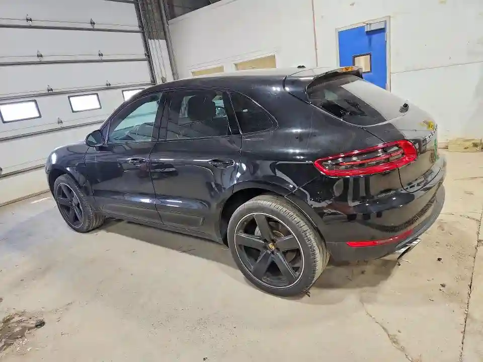 WP1AB2A51GLB46631 2016 PORSCHE MACAN-1