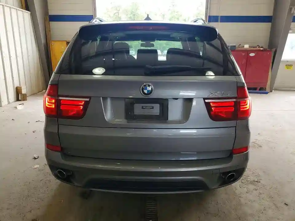 5UXZW0C50C0B90076 2012 BMW X5-5