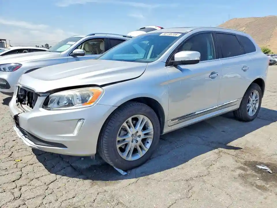 YV440MDKXG2820246 2016 VOLVO XC60-0