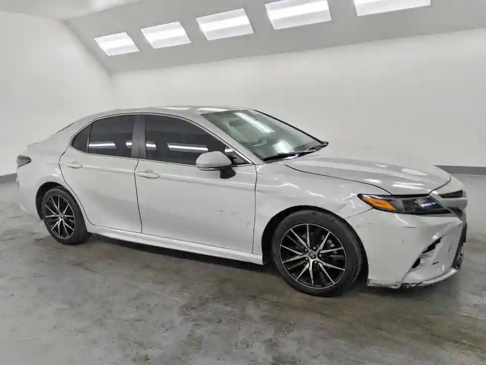 4T1G11AKXNU061806 2022 TOYOTA CAMRY-3