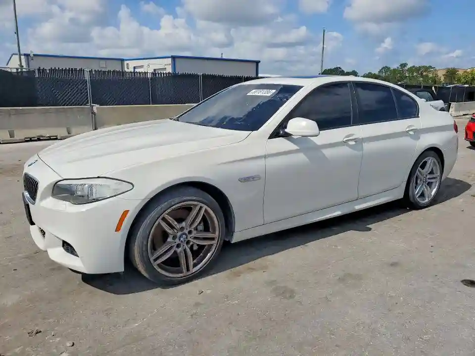 WBAFU7C51DDU68068 2013 BMW 5 SERIES-0