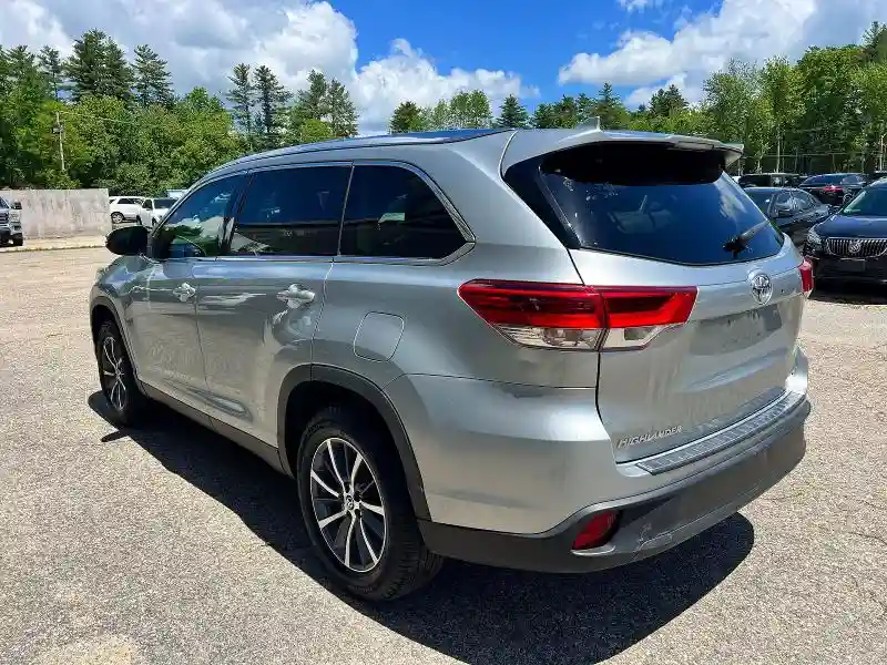 5TDKZRFH8KS566312 2019 TOYOTA HIGHLANDER-2