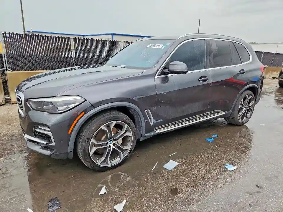 5UXCR4C02L9B52045 2020 BMW X5-0