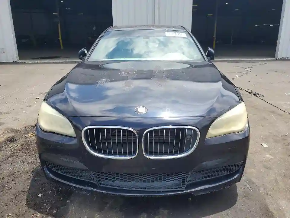 WBAYE4C57ED137940 2014 BMW 7 SERIES-4