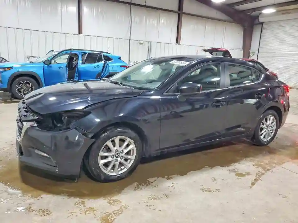 3MZBN1U74JM192817 2018 MAZDA 3-0