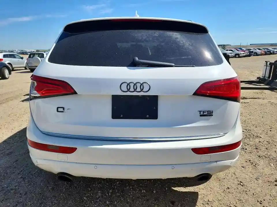 WA1LFCFP2FA115066 2015 AUDI Q5-5