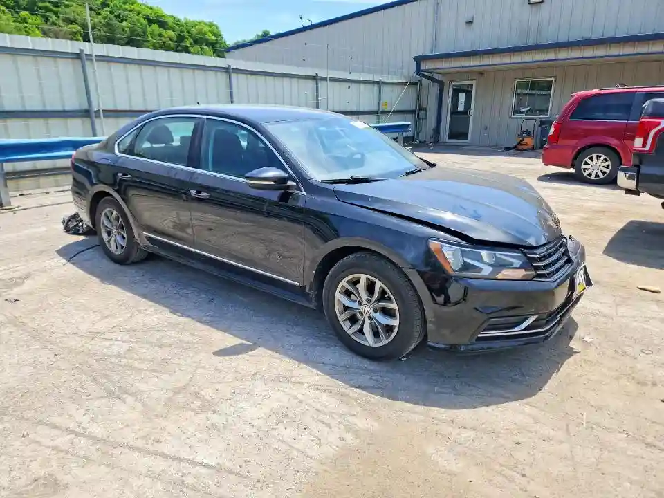 1VWAT7A37GC045908 2016 VOLKSWAGEN PASSAT-3