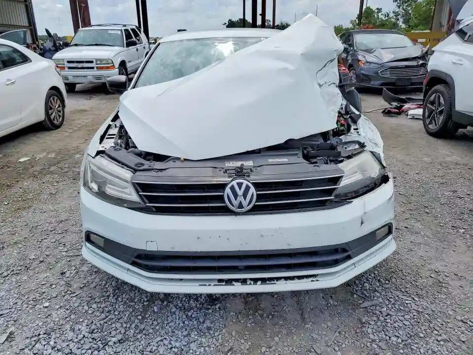 3VWD17AJ1GM391016 2016 VOLKSWAGEN JETTA-4