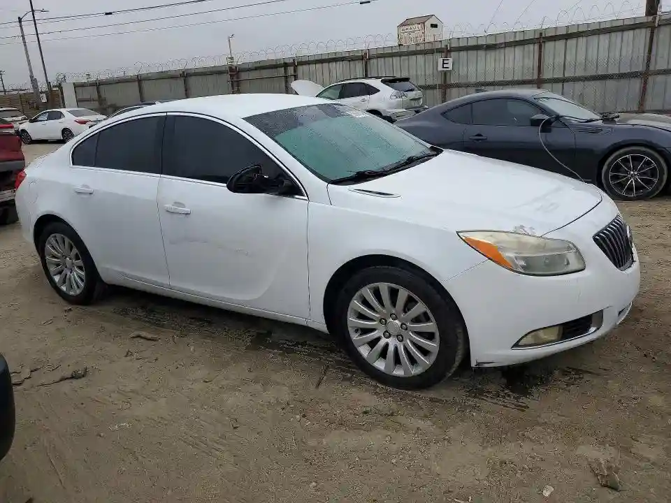 2G4GR5EK3C9111739 2012 BUICK REGAL-3