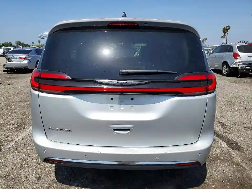 2C4RC1BG5RR199015 2024 CHRYSLER PACIFICA-5
