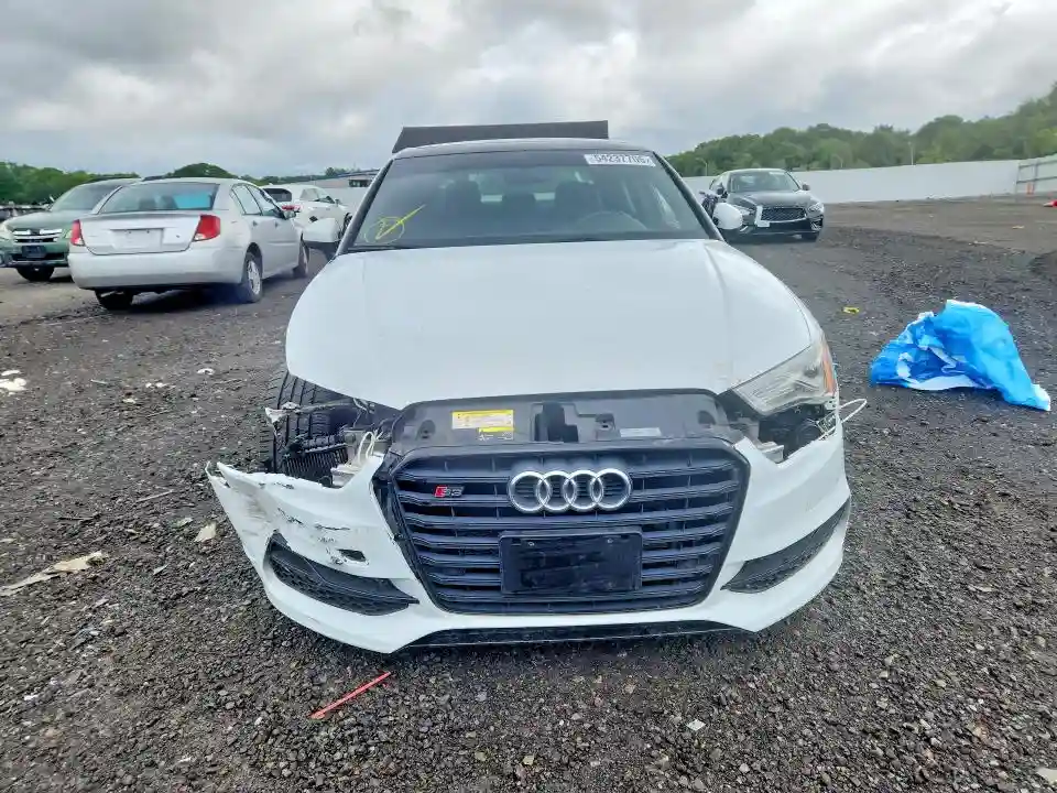 WAUB1GFF4G1030470 2016 AUDI S3-4
