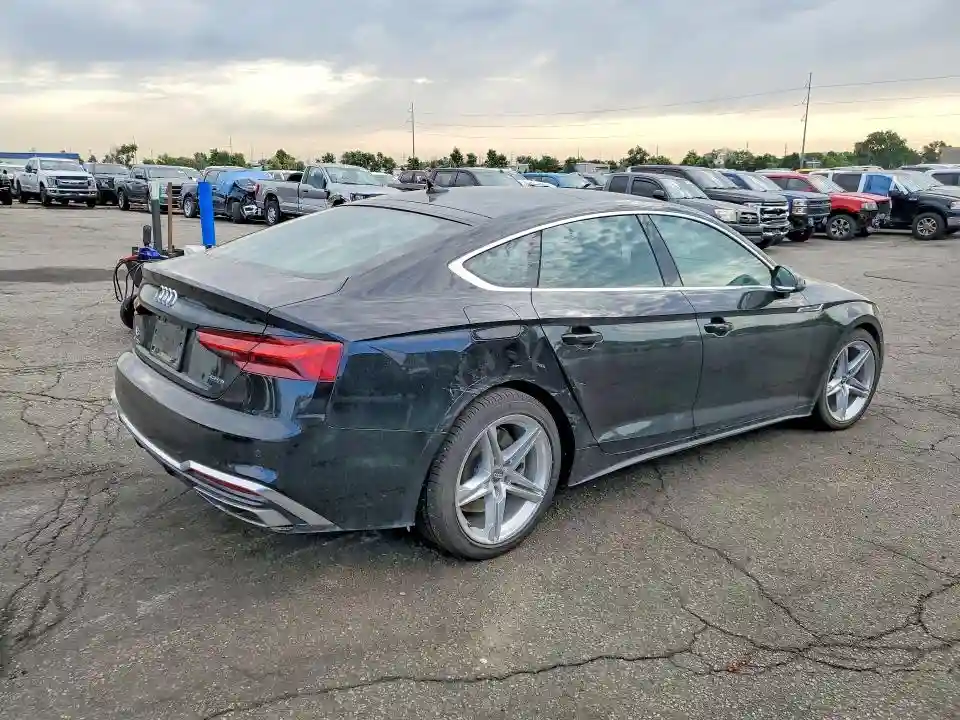 WAUDACF57MA003686 2021 AUDI A5-2