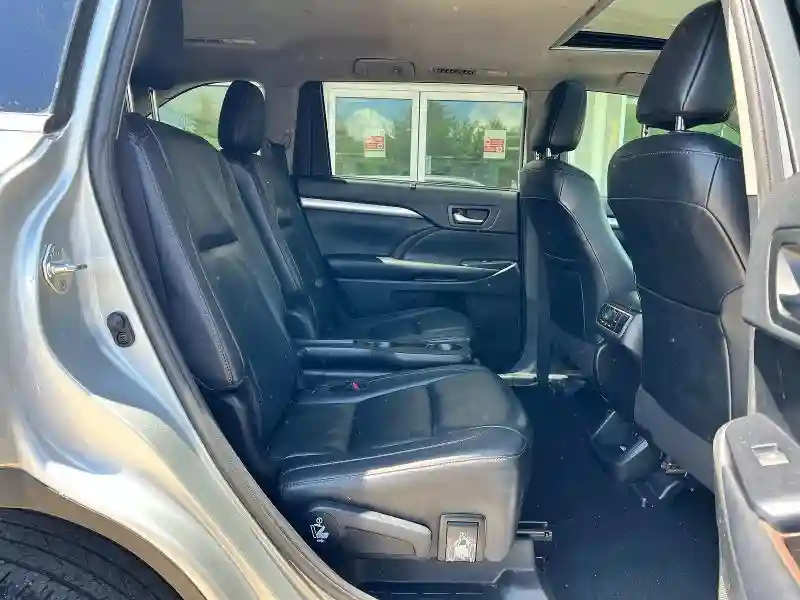 5TDKZRFH8KS566312 2019 TOYOTA HIGHLANDER-5
