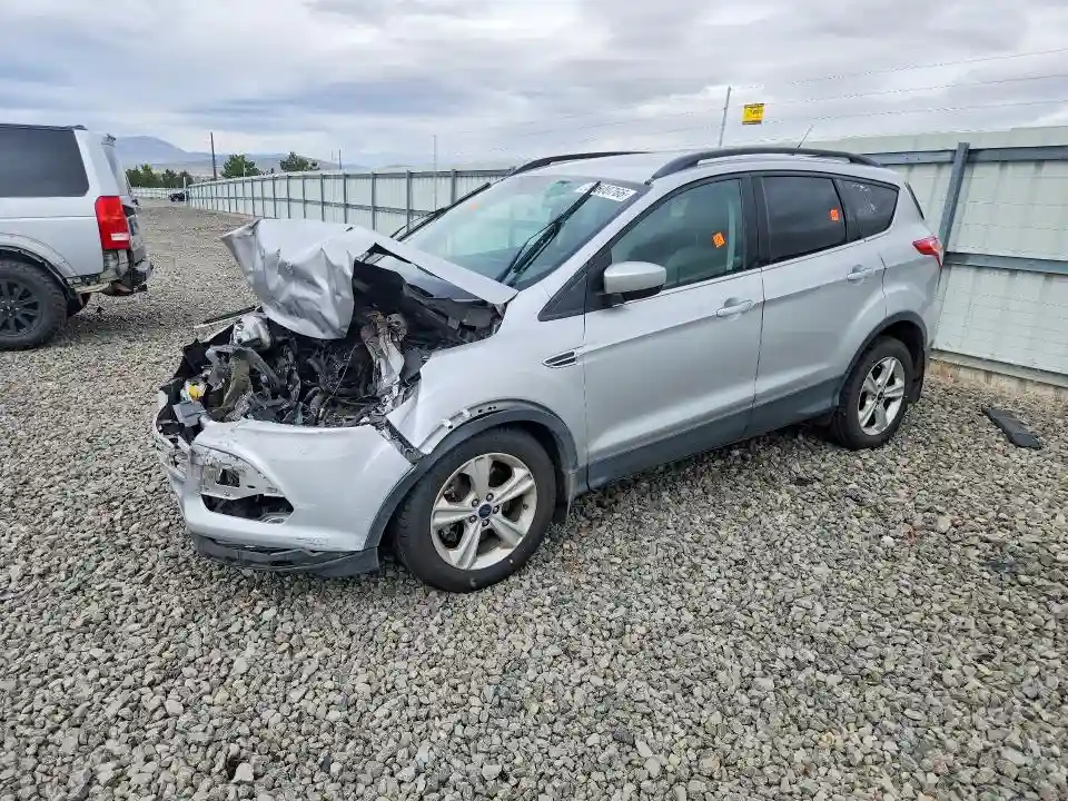 1FMCU9G90FUB96044 2015 FORD ESCAPE-0
