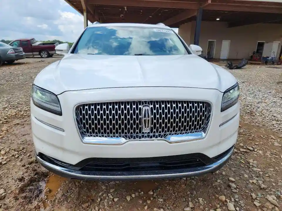 2LMPJ8KP0PBL22926 2023 LINCOLN NAUTILUS-4