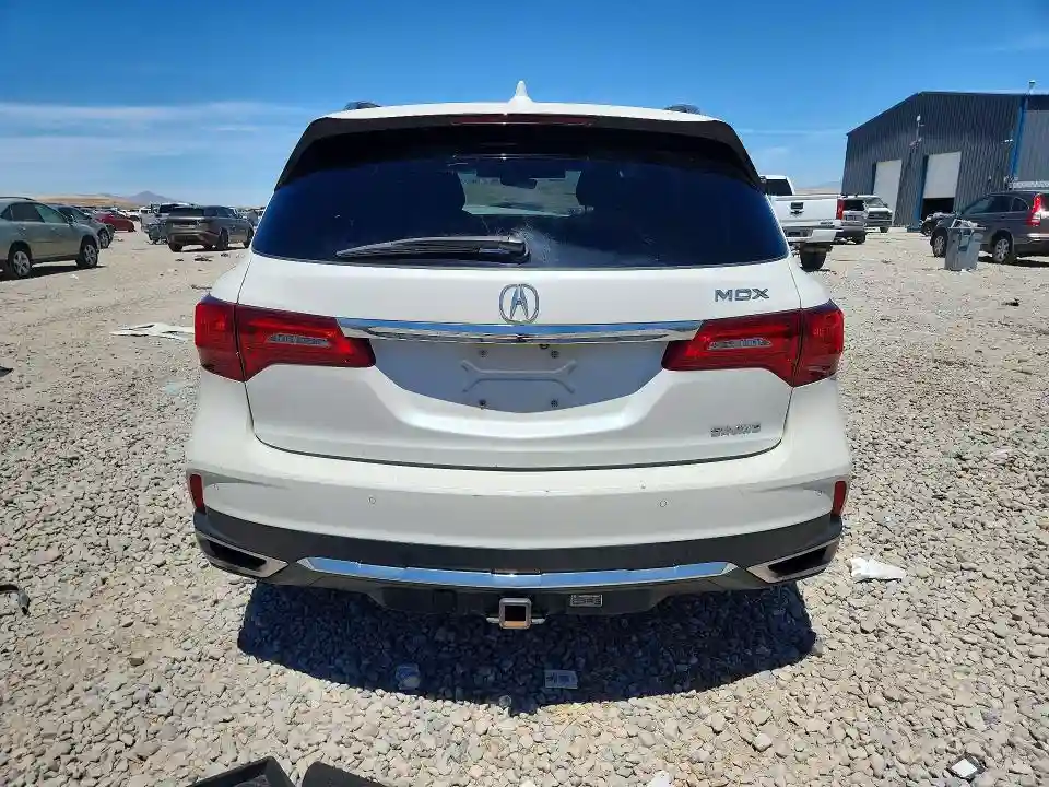 5J8YD4H98JL025215 2018 ACURA MDX-5