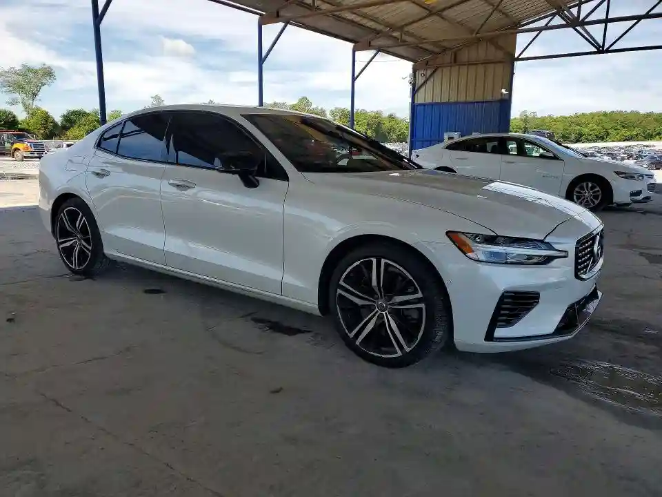 7JRBR0FM1MG095854 2021 VOLVO S60-3
