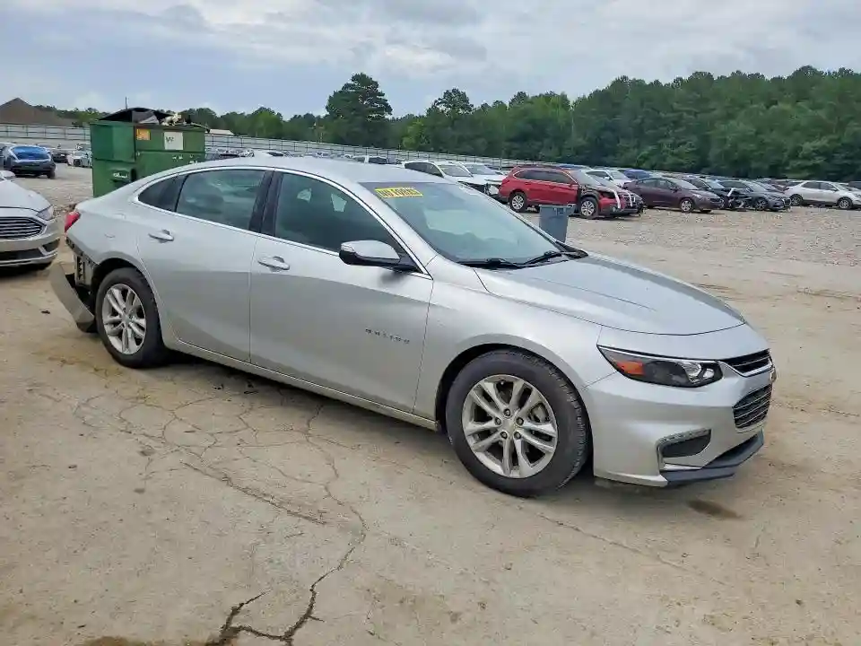 1G1ZE5ST4HF290385 2017 CHEVROLET MALIBU-3