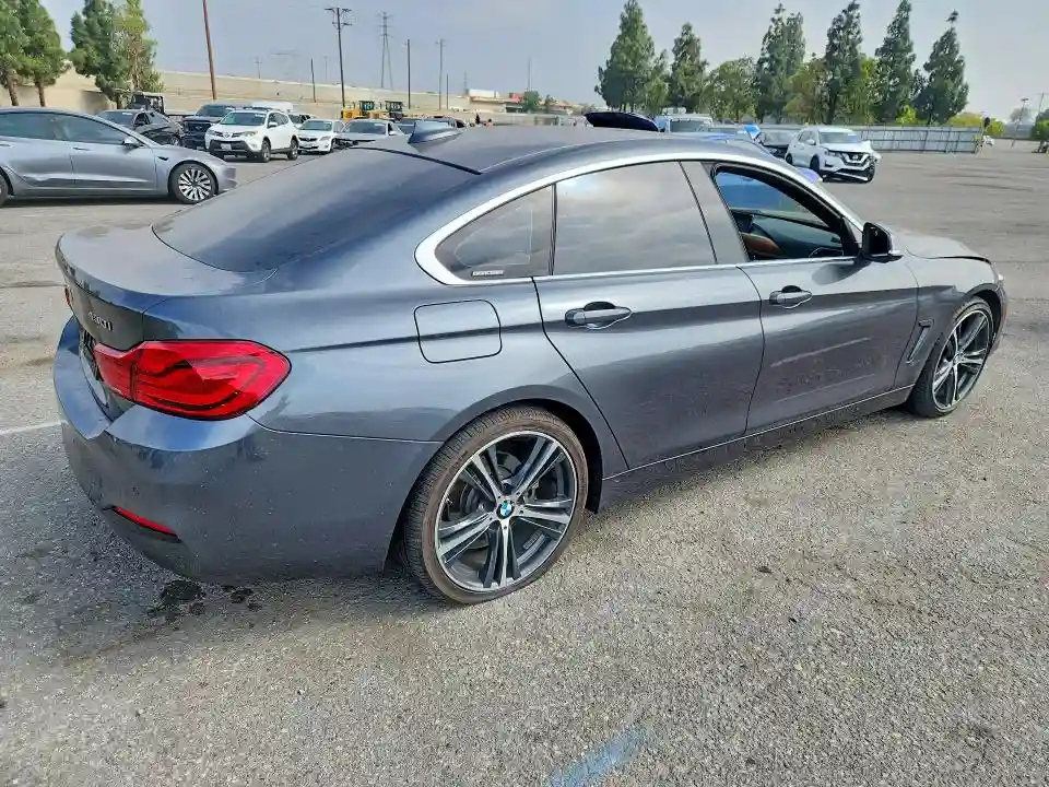 WBA4J1C51JBG78788 2018 BMW 4 SERIES-2