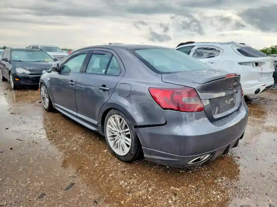 JS2RF9A88B6110301 2011 SUZUKI KIZASHI-1