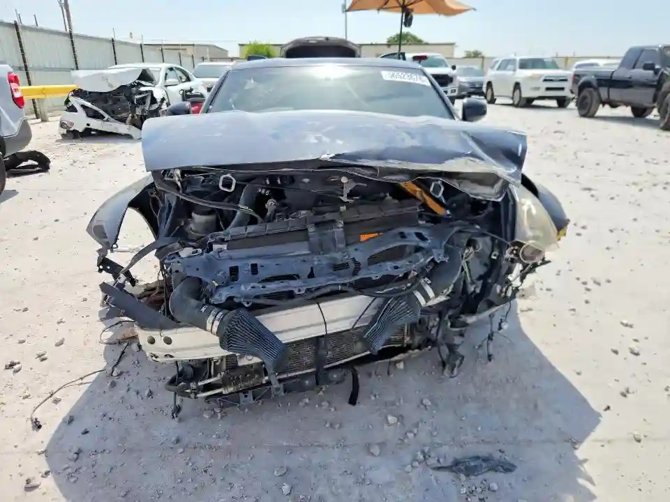 JN1AZ4EH5JM571528 2018 NISSAN 370Z-4