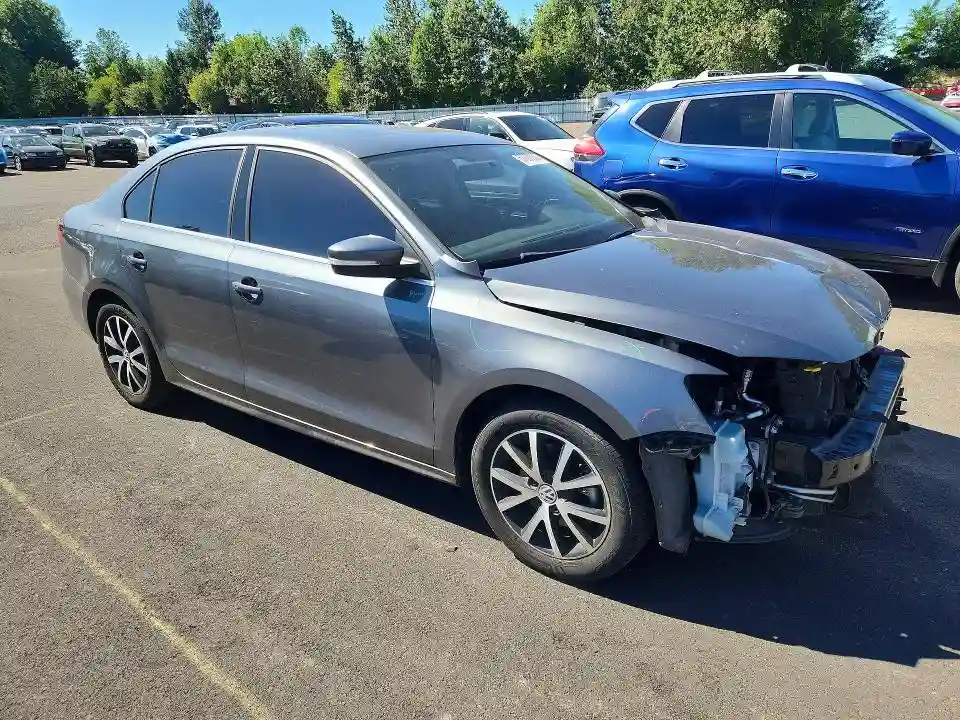 3VWDB7AJ2HM309485 2017 VOLKSWAGEN JETTA-3