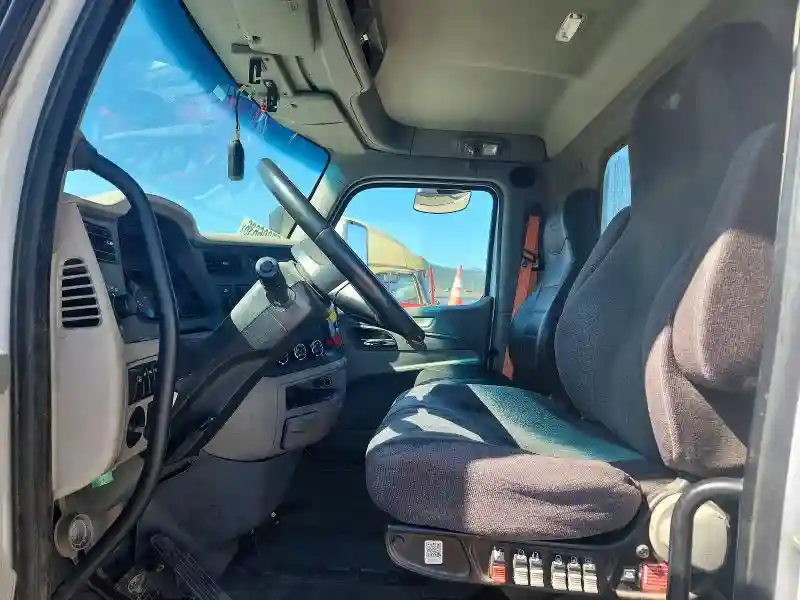 1XPBD49X9KD600305 2019 PETERBILT ALL OTHER-4